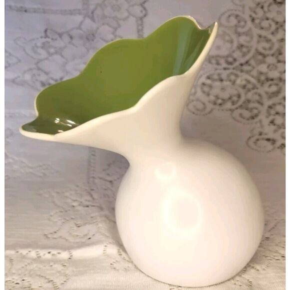 Sagaform of Sweden Vase MSM Lily Vintage White Matte Stoneware Green Interior - Picture 2 of 6